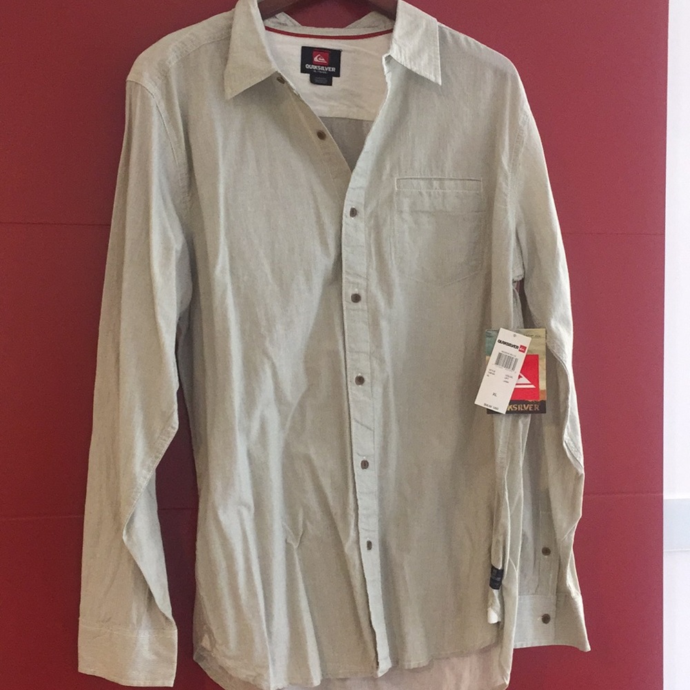 New With Tags Quiksilver Long Sleeve Shirt
